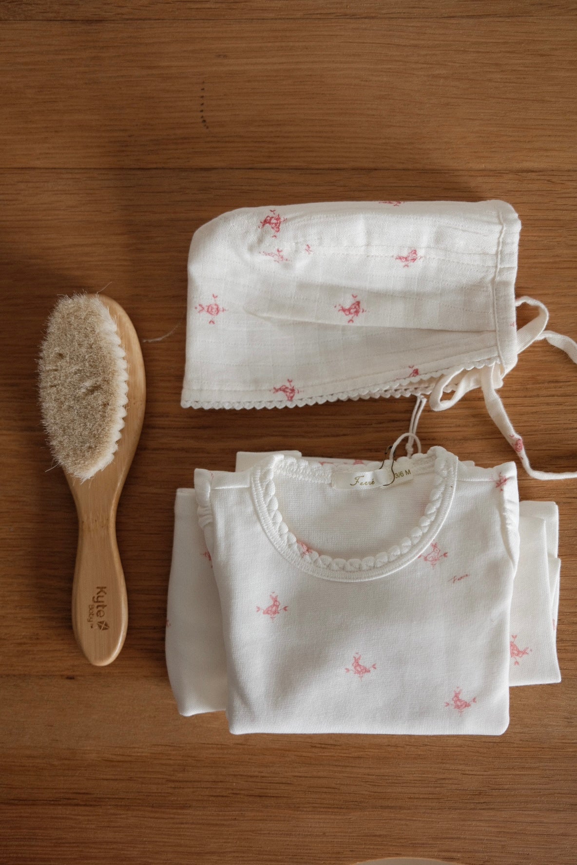 scalloped set - folk bunny