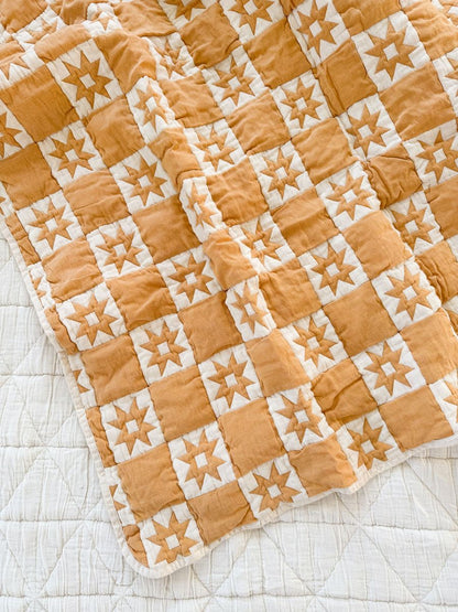 homestead quilt - honey