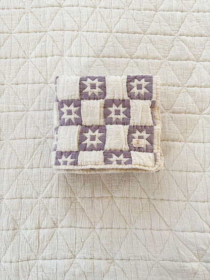 homestead quilt - lilac