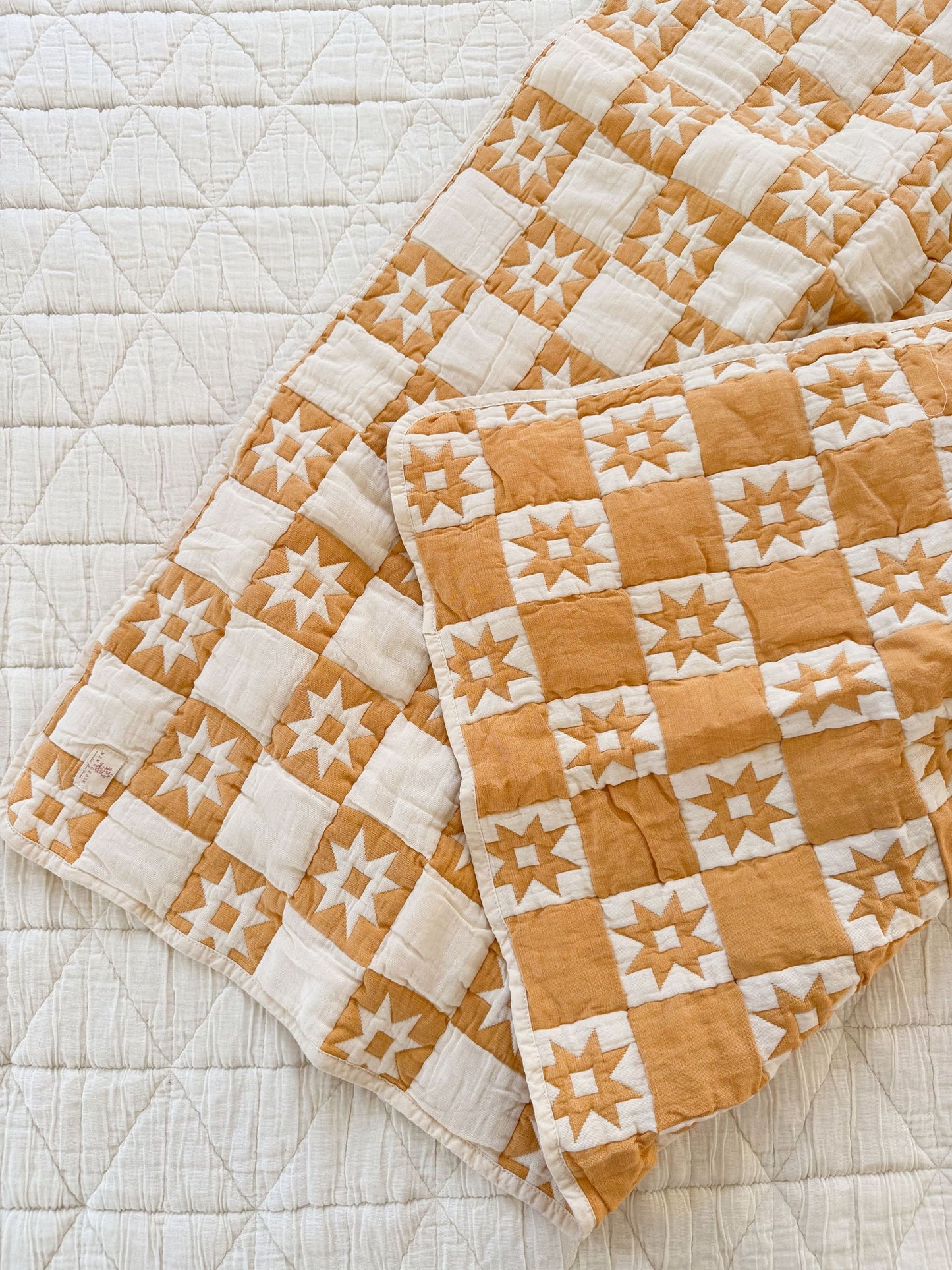 homestead quilt - honey
