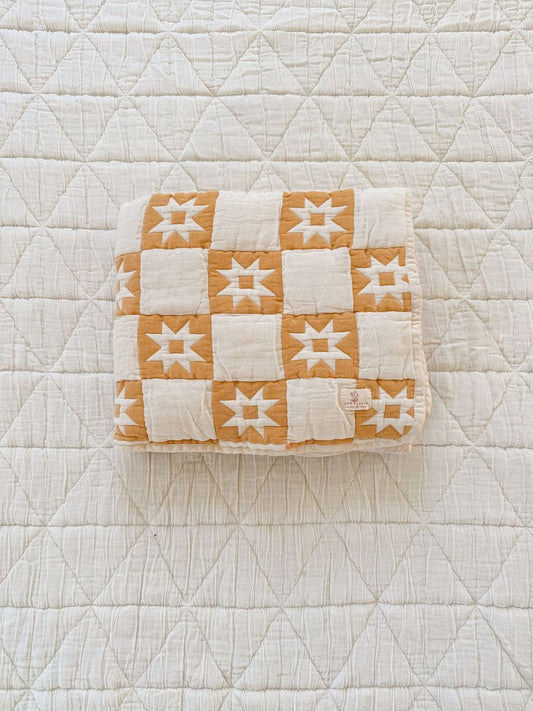 homestead quilt - honey